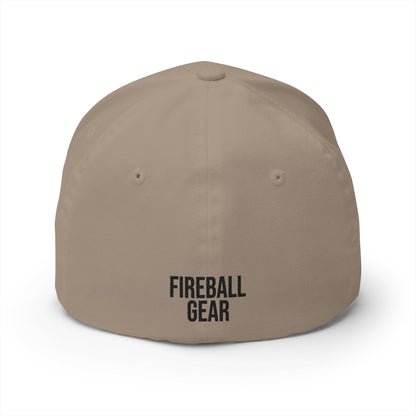 Fireball Gear – Flame &amp; Gear – Schwarz &amp; Rot – FlexFit-Baseballkappe mit Stickerei