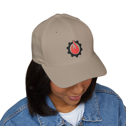 Fireball Gear – Flame &amp; Gear – Schwarz &amp; Rot – FlexFit-Baseballkappe mit Stickerei